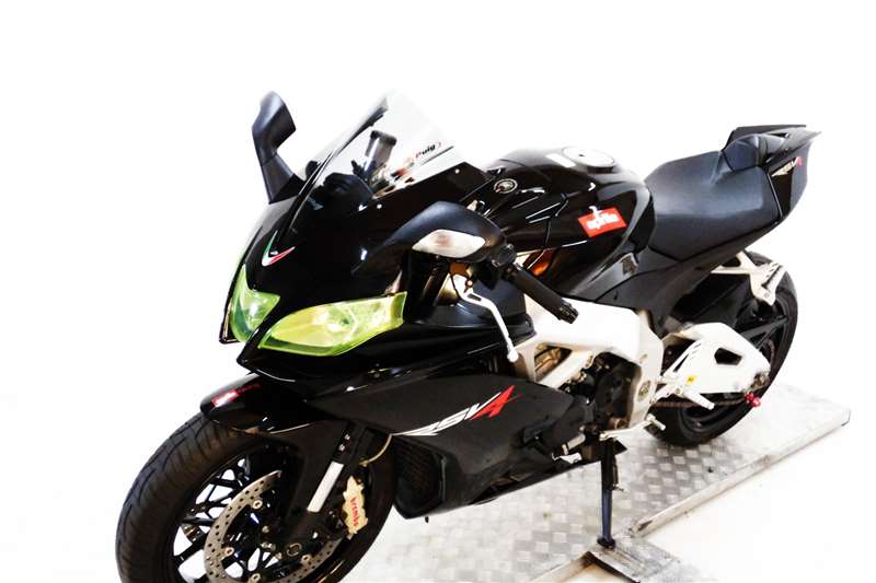 Aprilia RSV4 2012