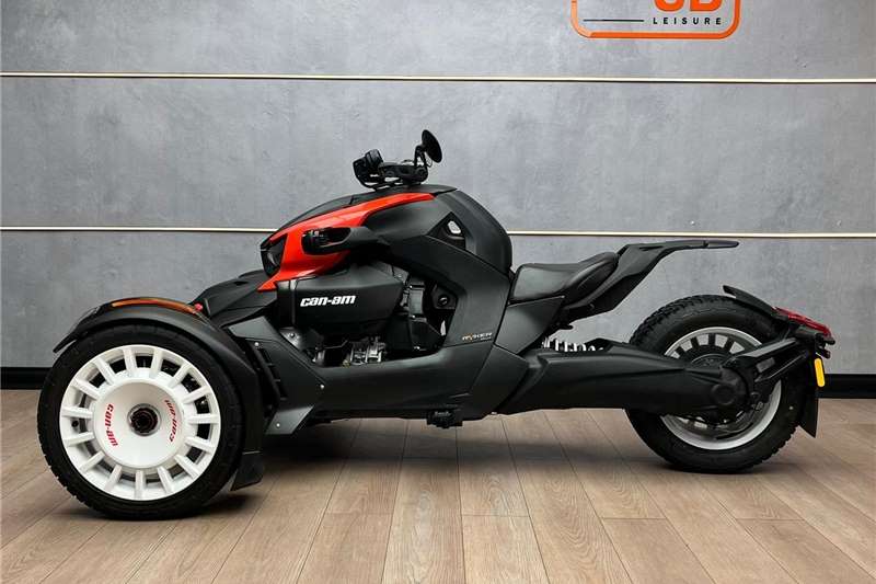 Used 2022 Can-Am Comander 