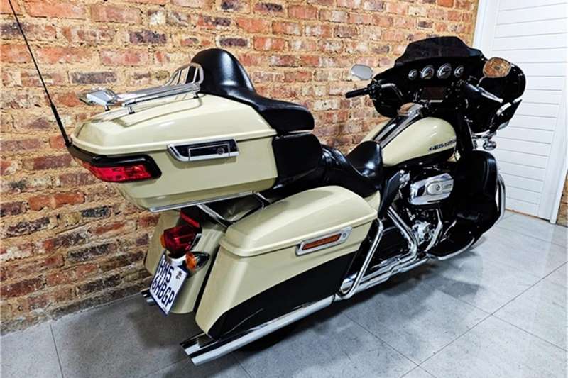  2018 Harley Davidson Electra Glide 