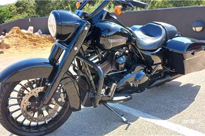 Used 2017 Harley Davidson Road King Special 