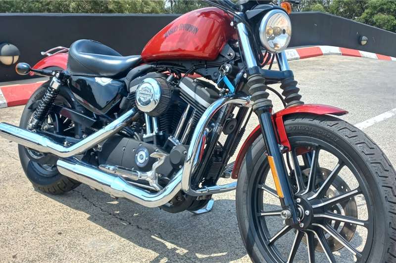 Harley Davidson Sportster Iron 883 2013