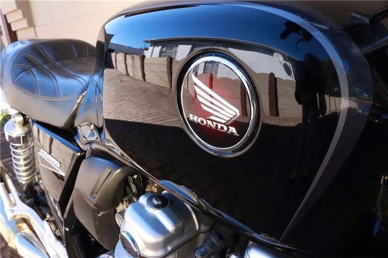  2015 Honda CB 