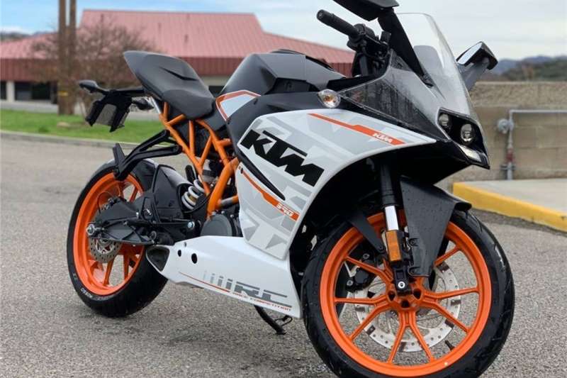 KTM 390 Duke 2015