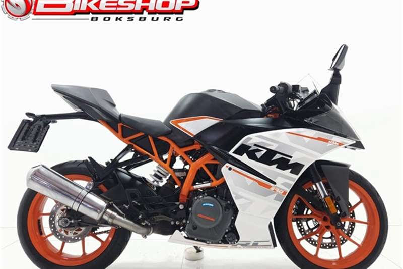 KTM RC 390 2016