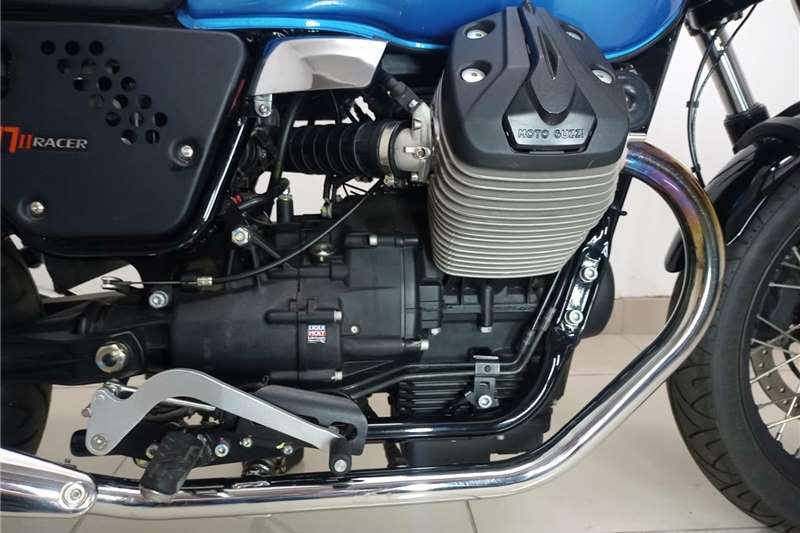  2015 Moto Guzzi V7 