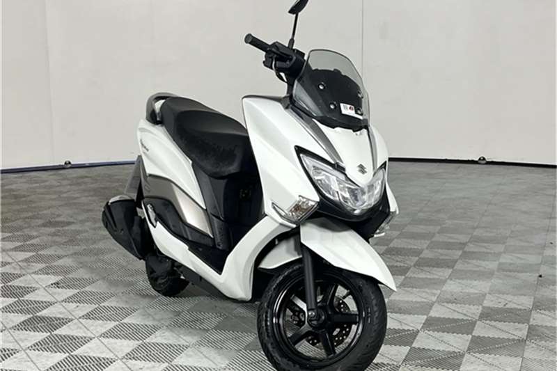 Suzuki AN 2020
