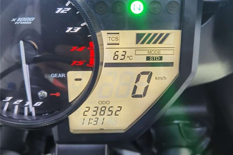  2013 Yamaha YZF R1 
