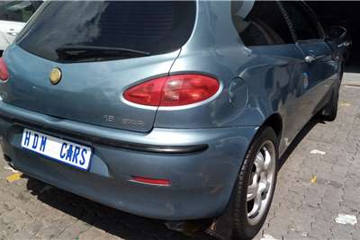  2003 Alfa Romeo 147 147 1.6 3-door Progression