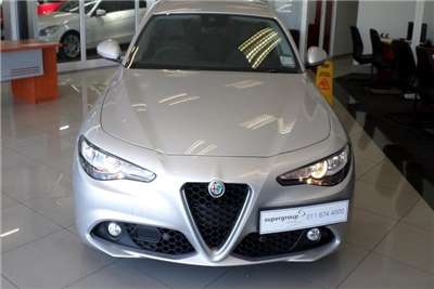  2018 Alfa Romeo Giulia sedan 