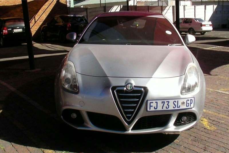 Alfa Romeo Giulietta 1.4TBi Distinctive 2011
