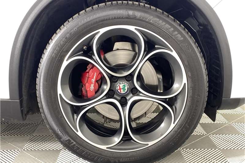  2022 Alfa Romeo Stelvio Stelvio 2.0T Super Q4