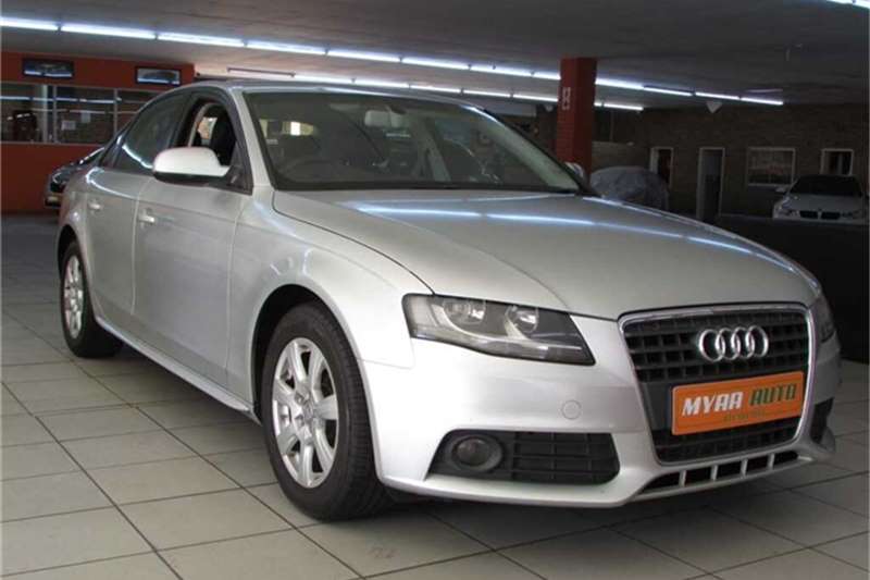 Audi A4 1.8T AMBITION MULTITRONIC (B8) 2011