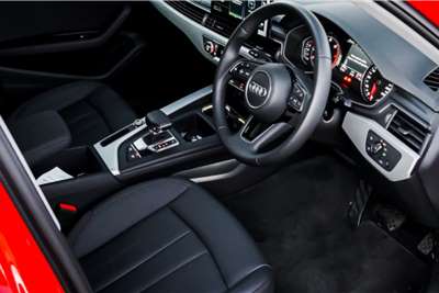  2021 Audi A4 sedan A4 2.0T FSI STRONIC (40 TFSI)