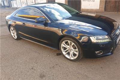  2010 Audi A5 coupe A5 2.0T FSI STRONIC