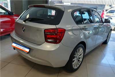  2014 BMW 1 Series 5-door 118i A/T (F40)