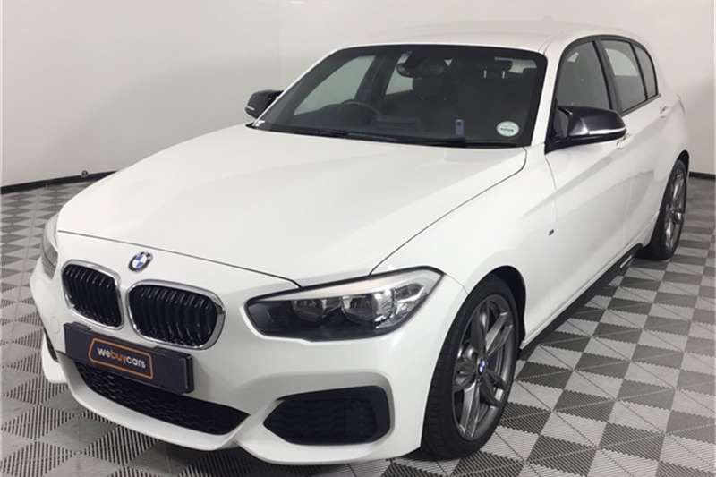 BMW 1 Series M140i 5-door sports-auto 2019