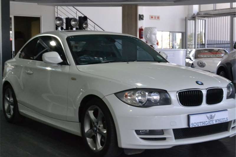 BMW 125i COUPE A/T 2011
