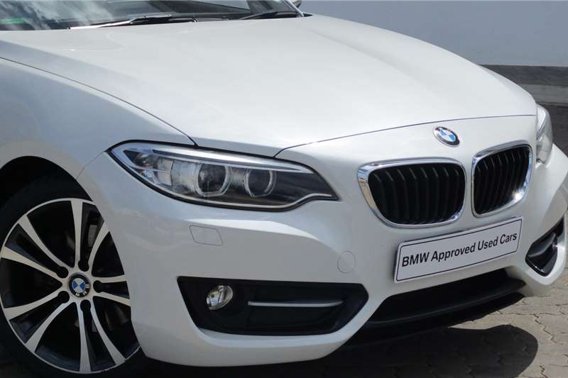  BMW 0i CONVERT SPORT LINE A/T (F2 ) en venta en KwaZulu-Natal