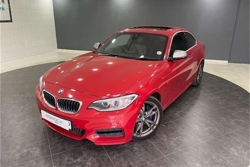 BMW 2 Series Coupe M235i A/T(F22) 2014
