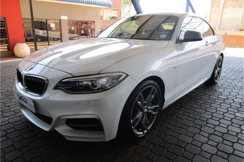 BMW 2 Series Coupe M235i A/T(F22) 2015