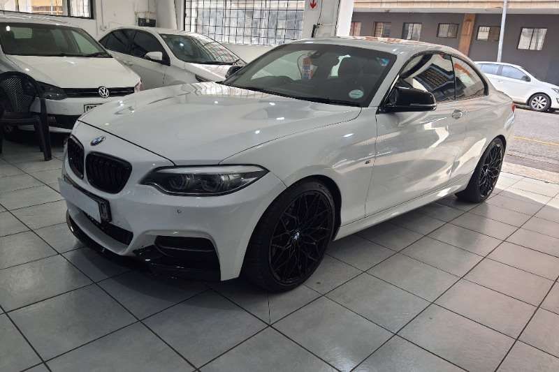 BMW 2 Series Coupe M240i A/T (F22) 2017