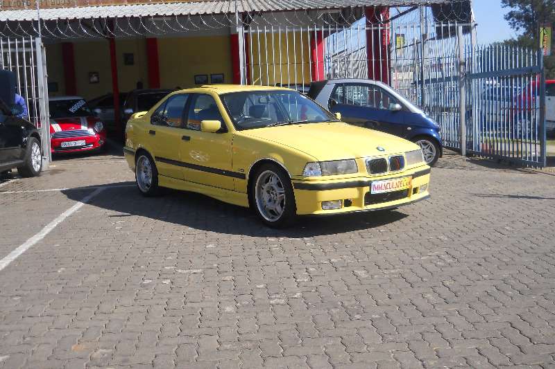 BMW 3 Series 318iS M Sport 1998