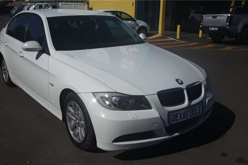 BMW 3 Series 320i 2008