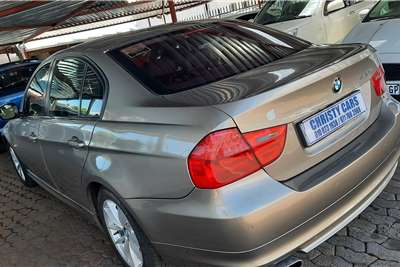  2010 BMW 3 Series 320i