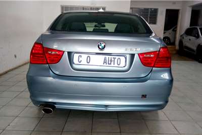  2011 BMW 3 Series 320i