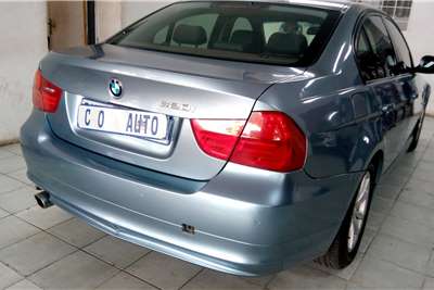  2011 BMW 3 Series 320i