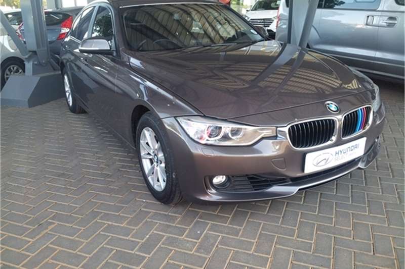 BMW 3 Series 320i 2014