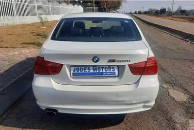  2009 BMW 3 Series 320i auto