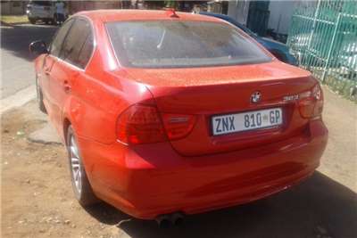  2010 BMW 3 Series 320i auto