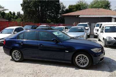  2010 BMW 3 Series 320i auto