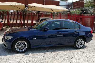  2010 BMW 3 Series 320i auto