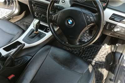  2010 BMW 3 Series 320i auto