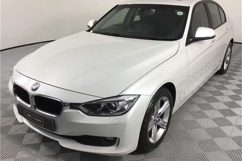 BMW 3 Series 320i auto 2015