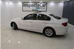  2013 BMW 3 Series 320i Luxury auto