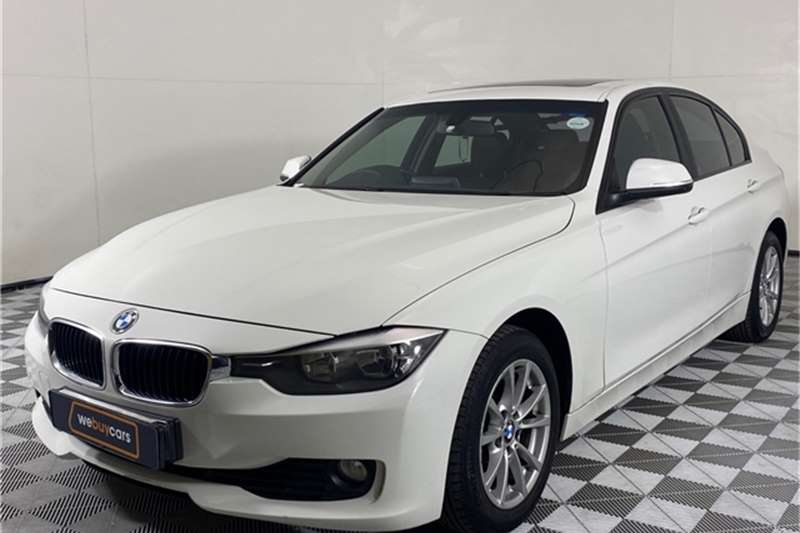 BMW 3 Series 320i Luxury auto 2014