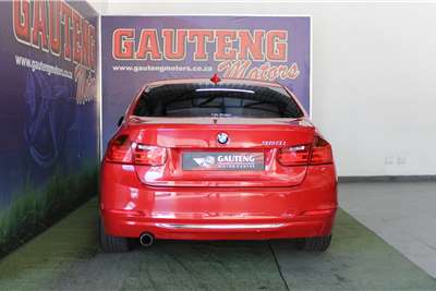  2012 BMW 3 Series 320i Luxury Line