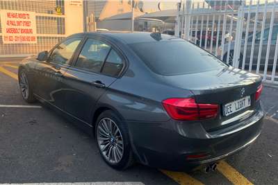  2017 BMW 3 Series 320i Luxury sports-auto