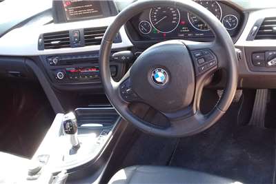 2015 BMW 3 Series 320i Sport Line auto