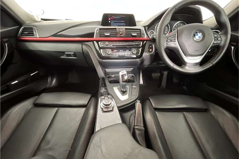  2017 BMW 3 Series 320i Sport Line auto
