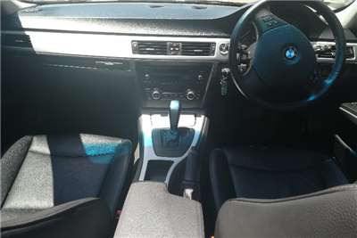  2011 BMW 3 Series 323i