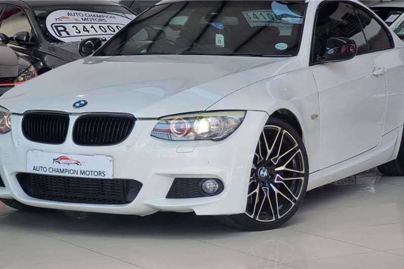 2011 BMW 3 Series coupe