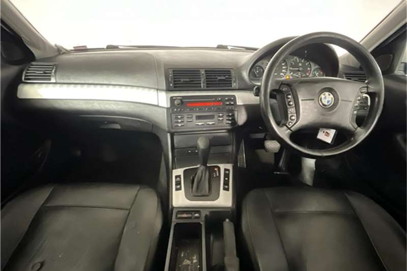 2004 BMW 3 Series