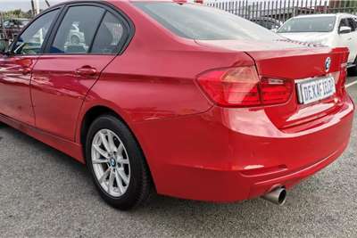  2014 BMW 3 Series sedan 320i M SPORT A/T (F30)