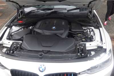  2015 BMW 3 Series sedan 320i M SPORT A/T (F30)