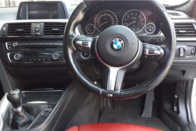  2016 BMW 3 Series sedan 320i M SPORT (F30)