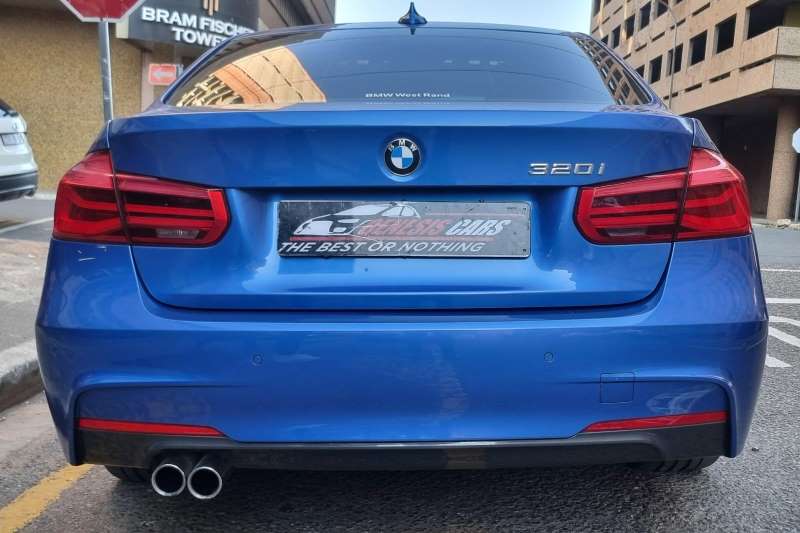 2017 BMW 3 Series sedan